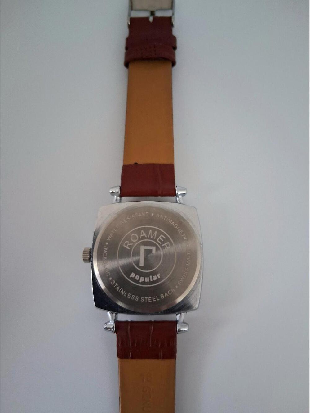 Vintage Roamer Men's Leather Mechanical Watch RARE - Picture 6 of 6